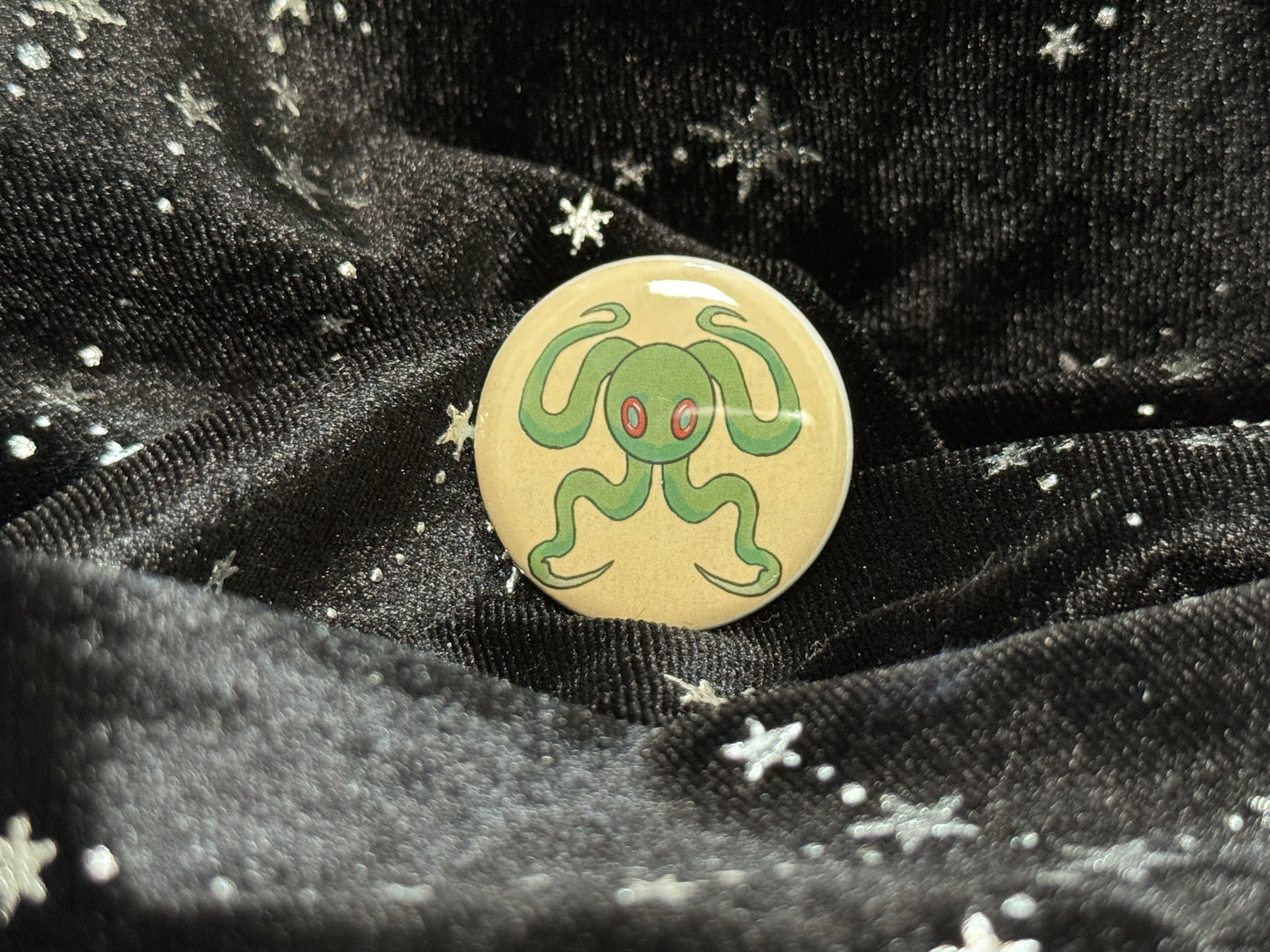 Retro Parasite Button Pin