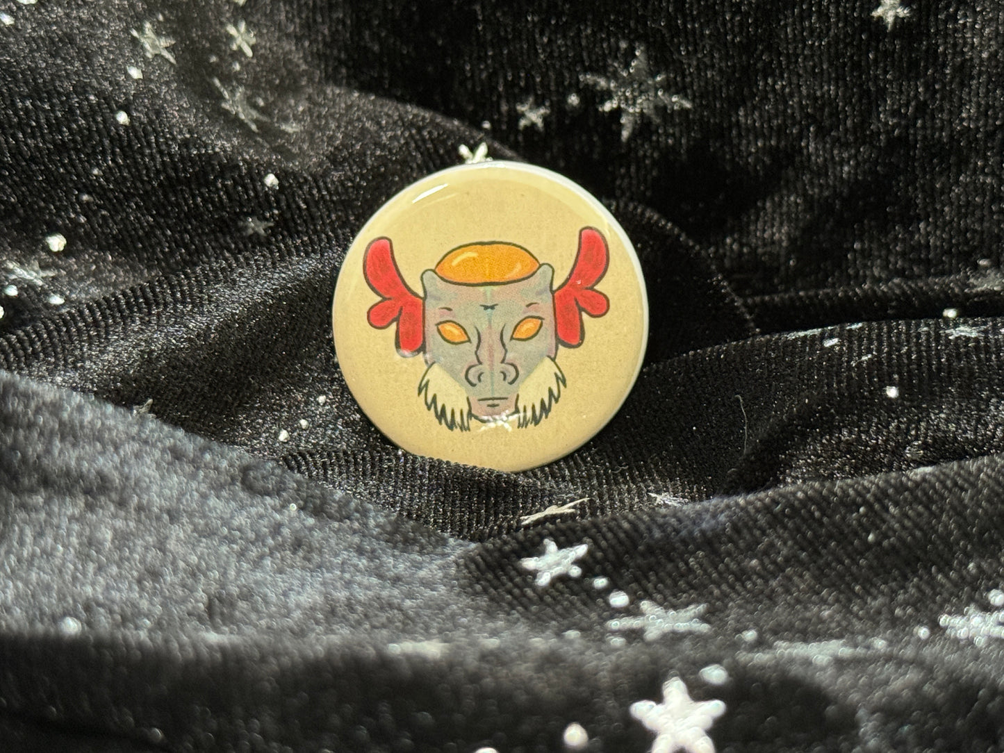 Retro Xenosimian Button Pin